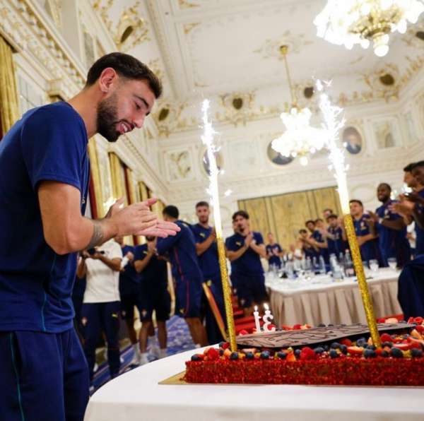 B费获国家队庆生礼遇 葡萄牙官方盛赞"国家骄傲"