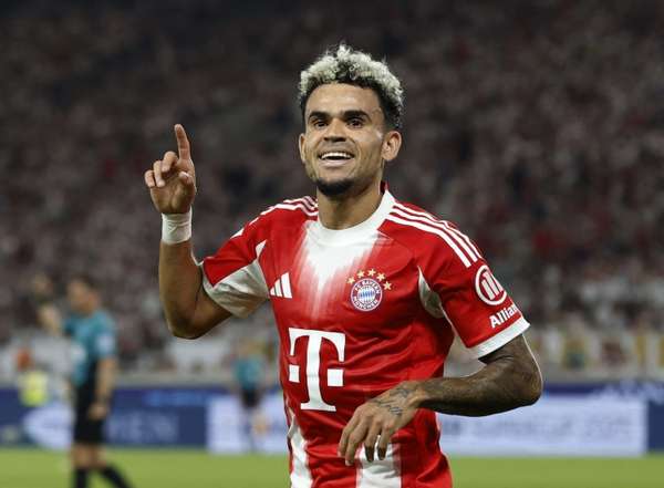 迪亚斯首秀破门后坦言：曾与巴萨接触，但选择拜仁是最佳决定