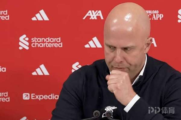 英超争冠格局生变：阿森纳领跑优势扩大 维拉强势跻身三甲